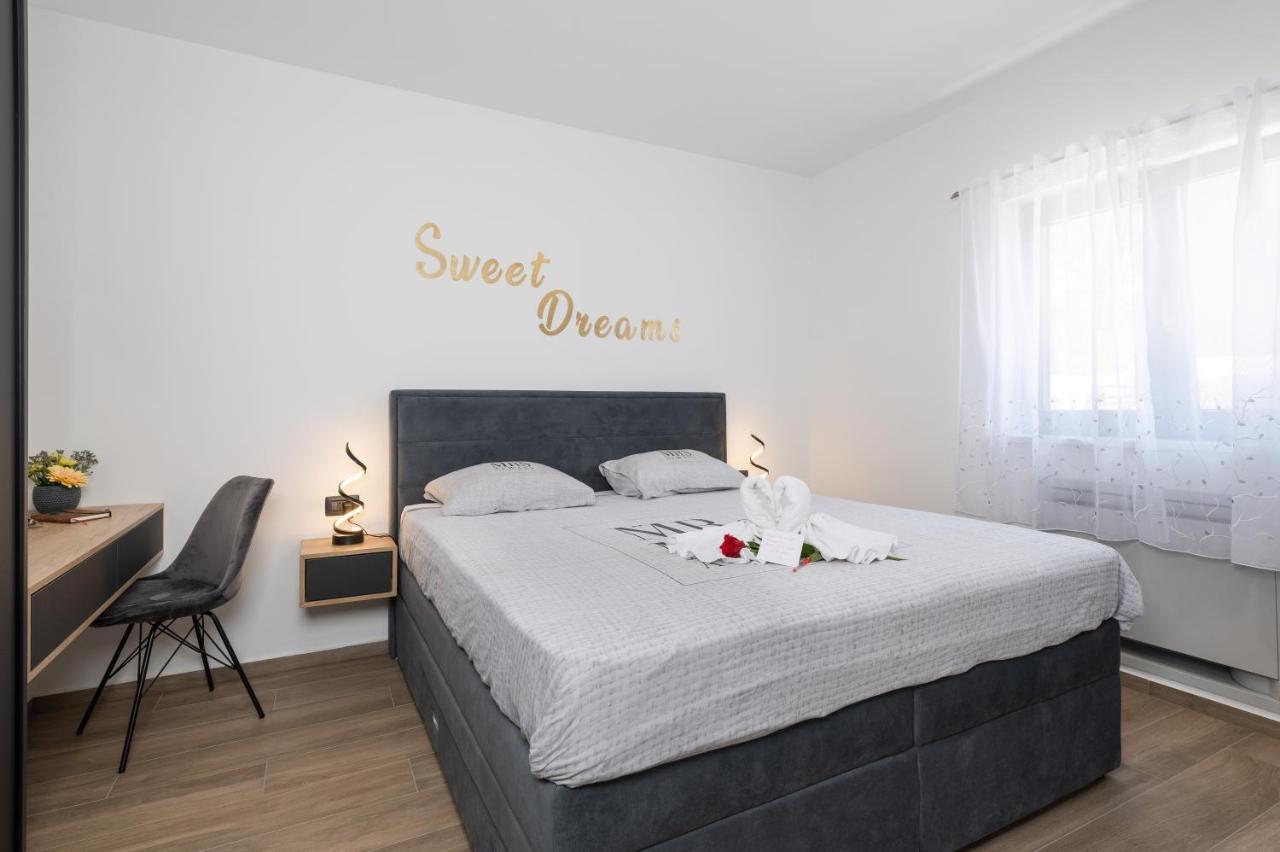 Green Luxury II With Heated Pool, Jacuzzi & Sauna Ruzici  Luaran gambar