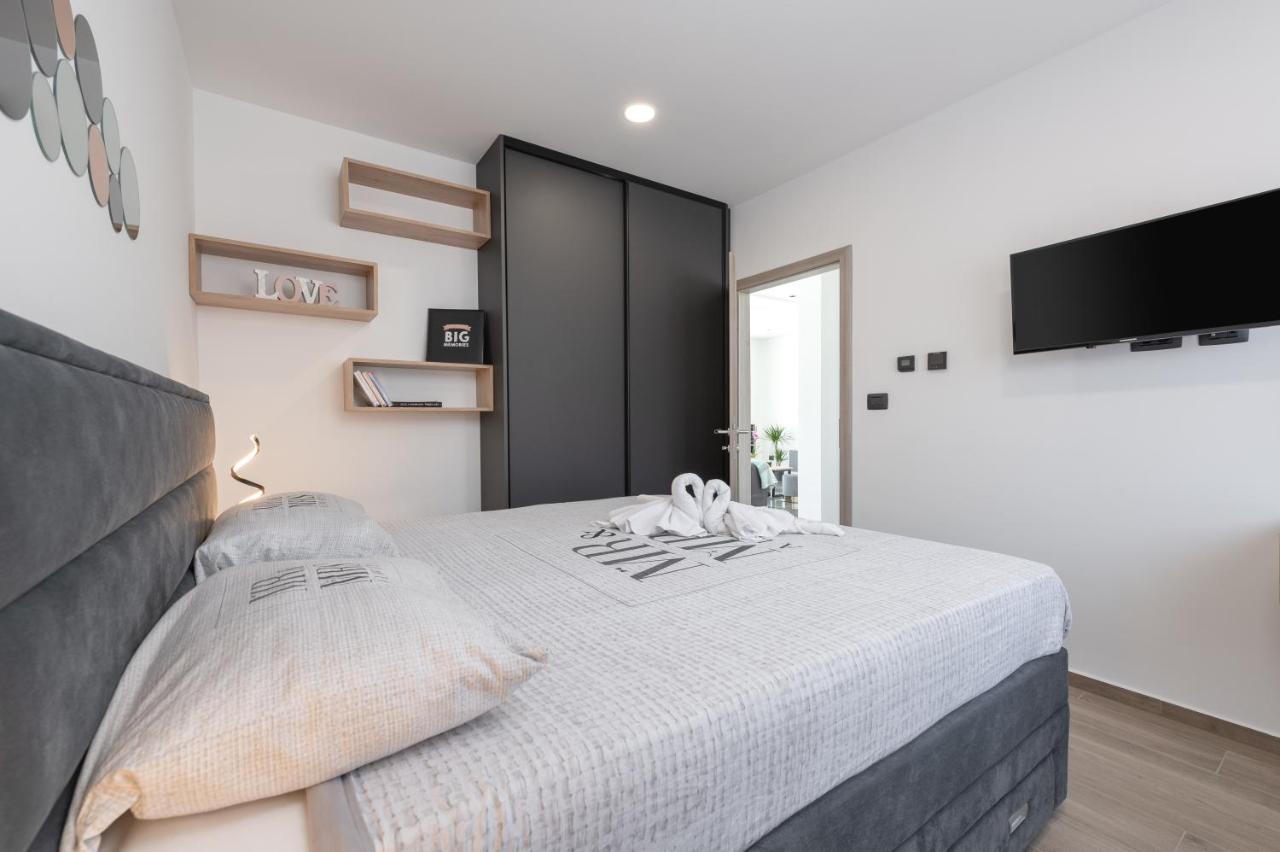Green Luxury II With Heated Pool, Jacuzzi & Sauna Ruzici  Luaran gambar